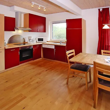 Familienfreundliches Ferienhaus Mit Kamin In Babke Holiday home Mirow