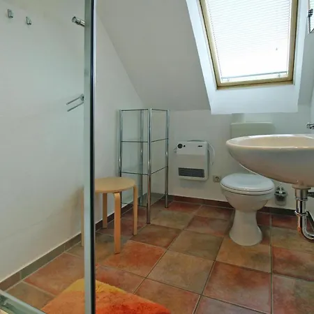 Familienfreundliches Ferienhaus Mit Kamin In Babke Holiday home Mirow