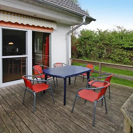 Holiday home Familienfreundliches Ferienhaus Mit Kamin In Babke *
