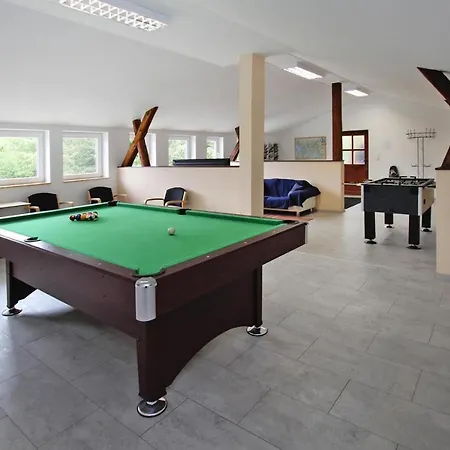 Familienfreundliches Ferienhaus Mit Kamin In Babke